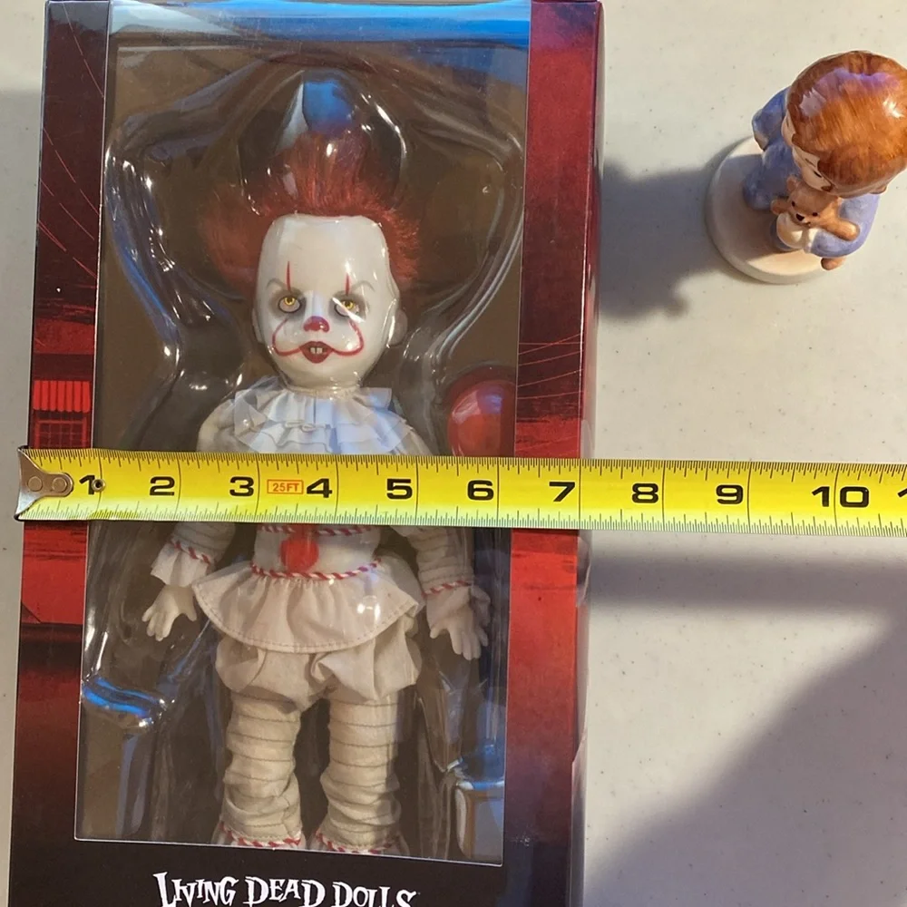 Mezco living dead